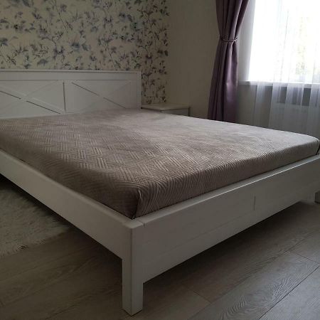 Appartment-Квартира Vinnytsia Bagian luar foto