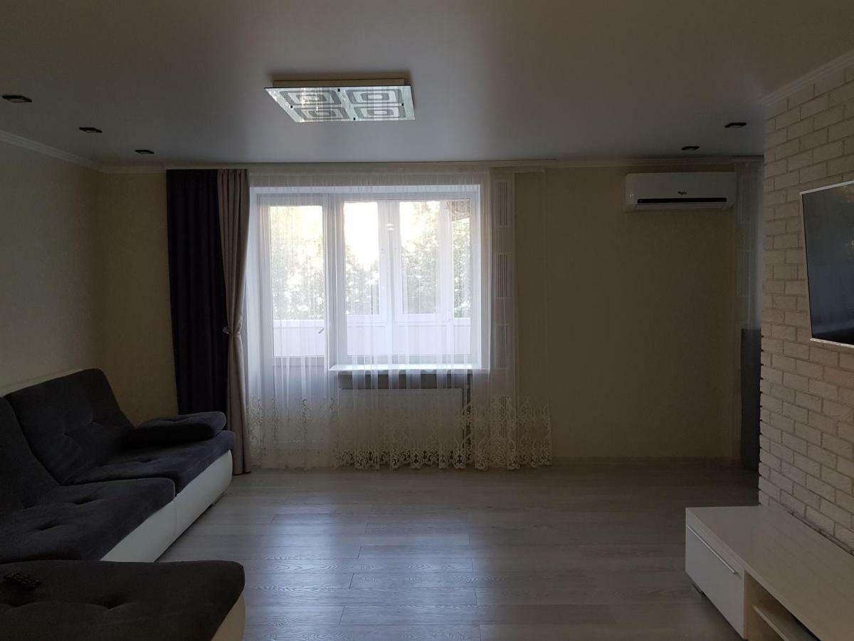 Appartment-Квартира Vinnytsia Bagian luar foto